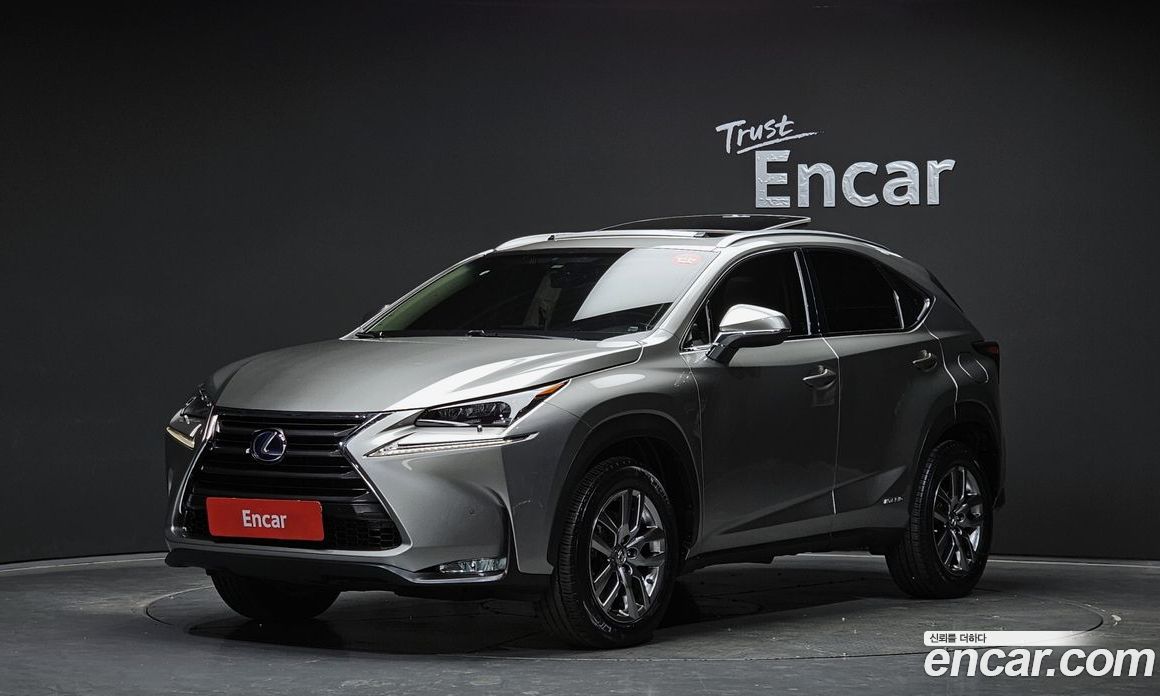 Lexus NX300h