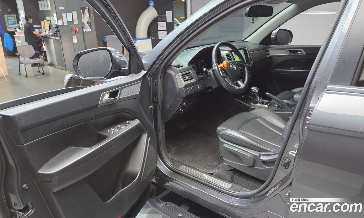 SsangYong (KG Mobility) Rexton Sports фото 10
