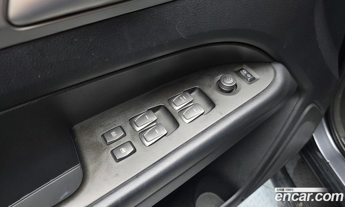 SsangYong (KG Mobility) Rexton Sports фото 18