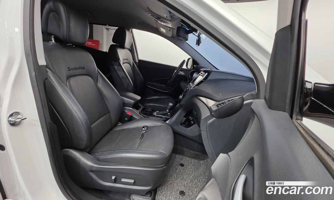 Hyundai Santa Fe The Premium фото 10
