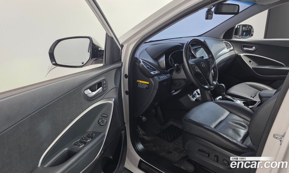 Hyundai Santa Fe The Premium фото 11