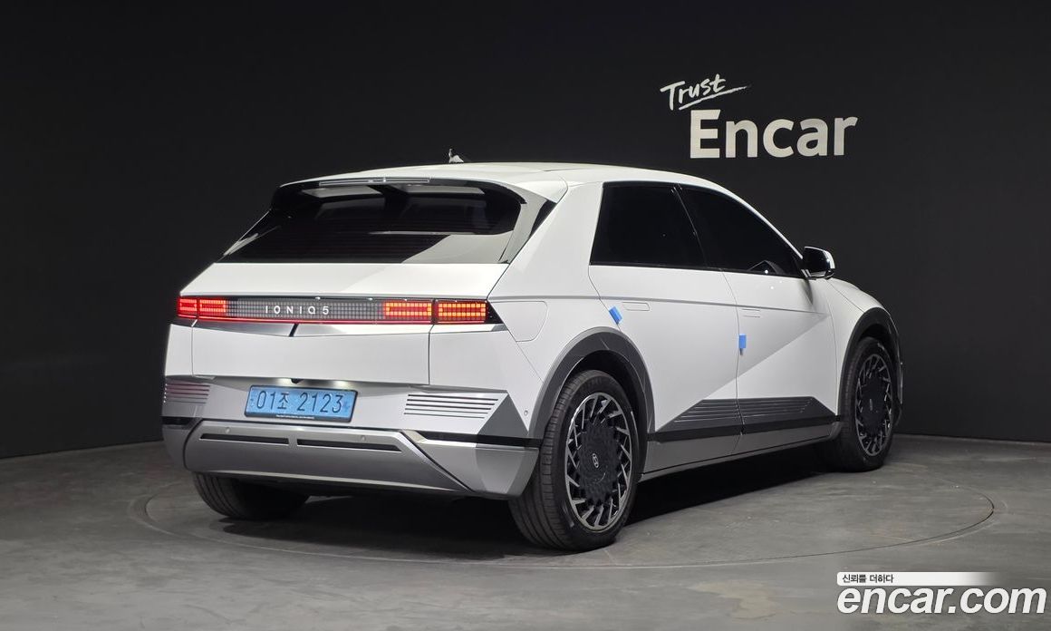 Hyundai Ioniq 5 фото 2