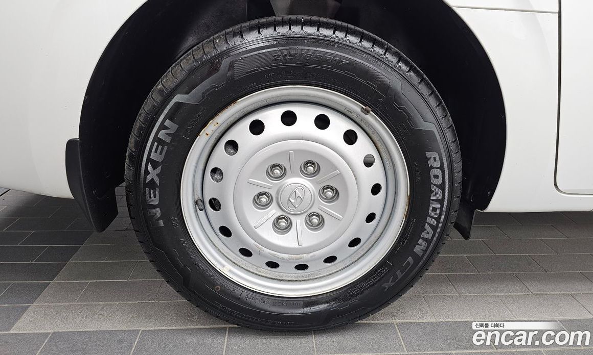 Hyundai Staria фото 5