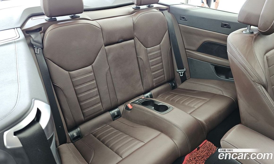 BMW 4-Series (G22) фото 12