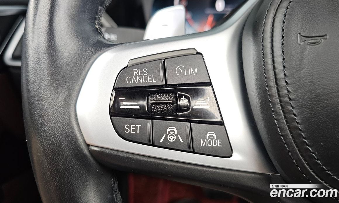 BMW 4-Series (G22) фото 18