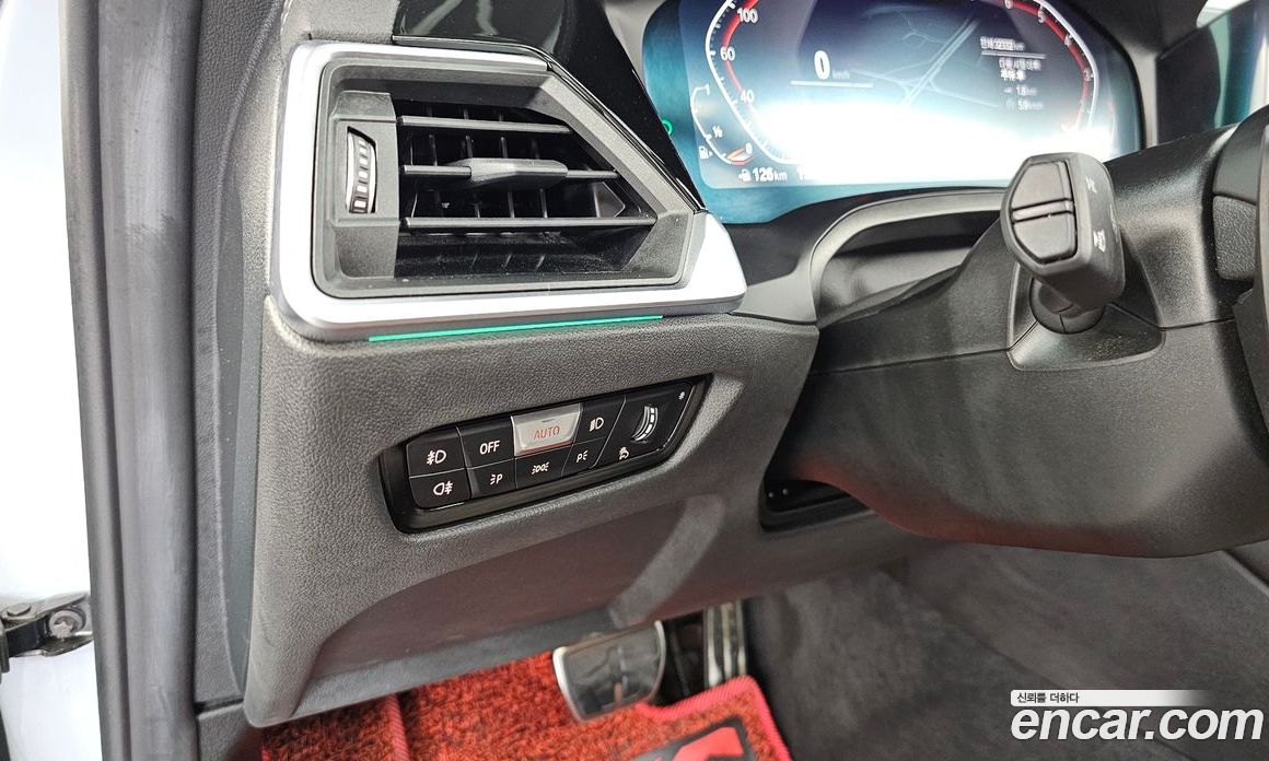 BMW 4-Series (G22) фото 28
