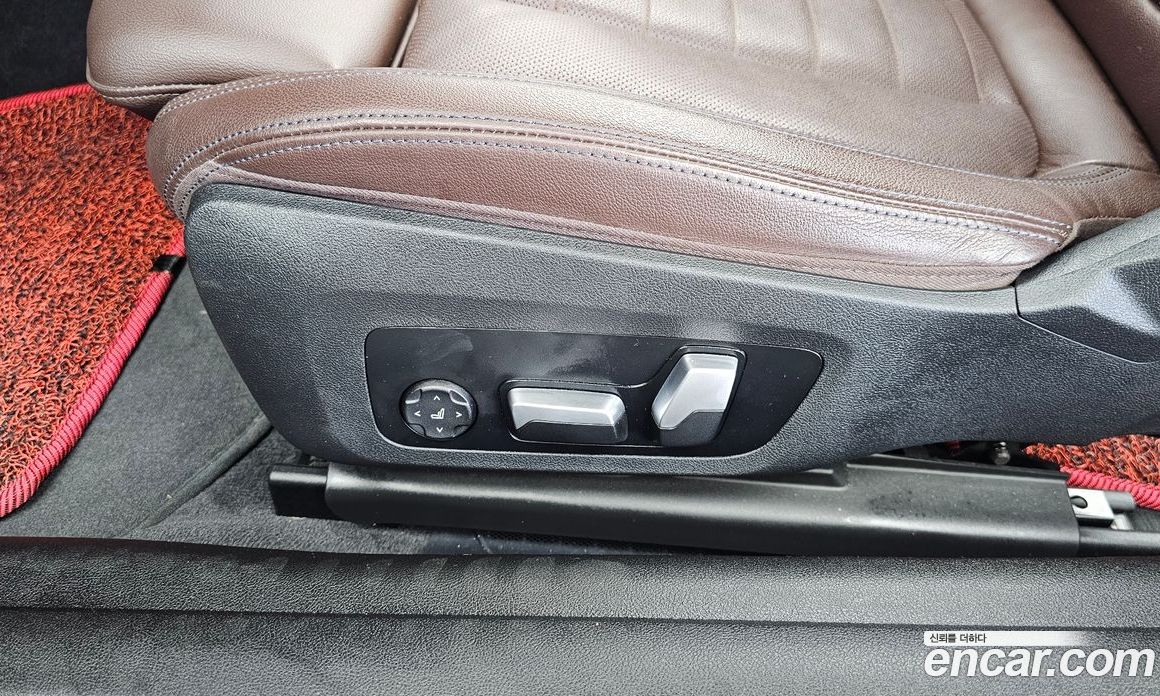 BMW 4-Series (G22) фото 31