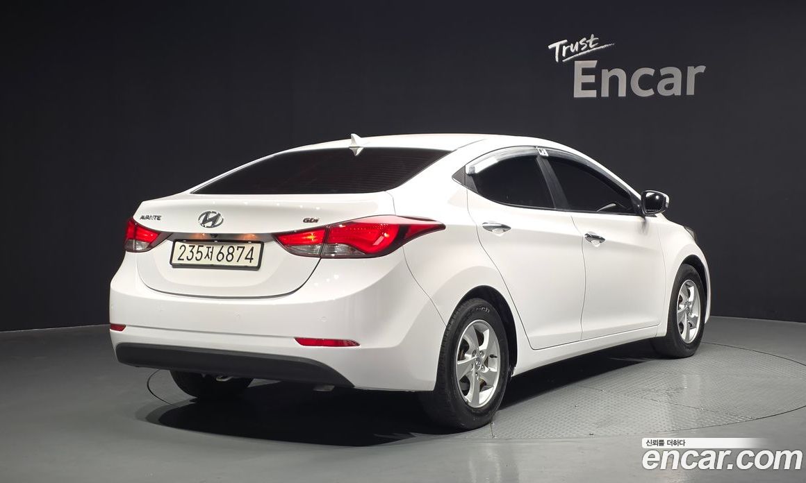 Hyundai The New Avante фото 2