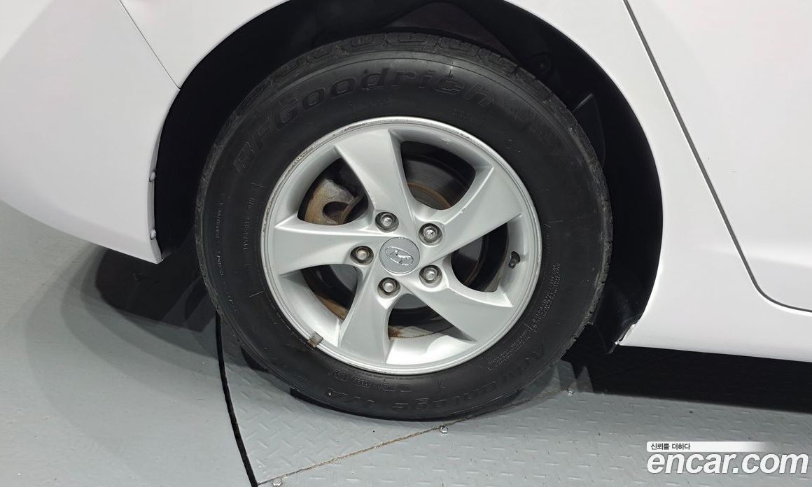 Hyundai The New Avante фото 5