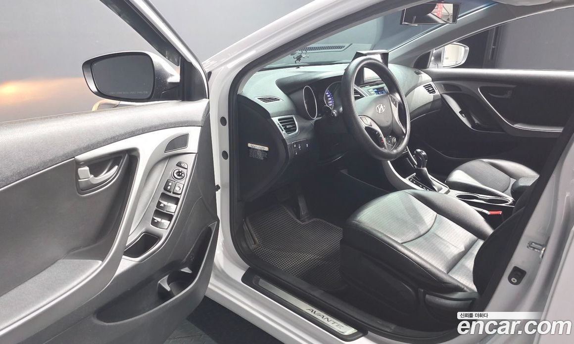 Hyundai The New Avante фото 10