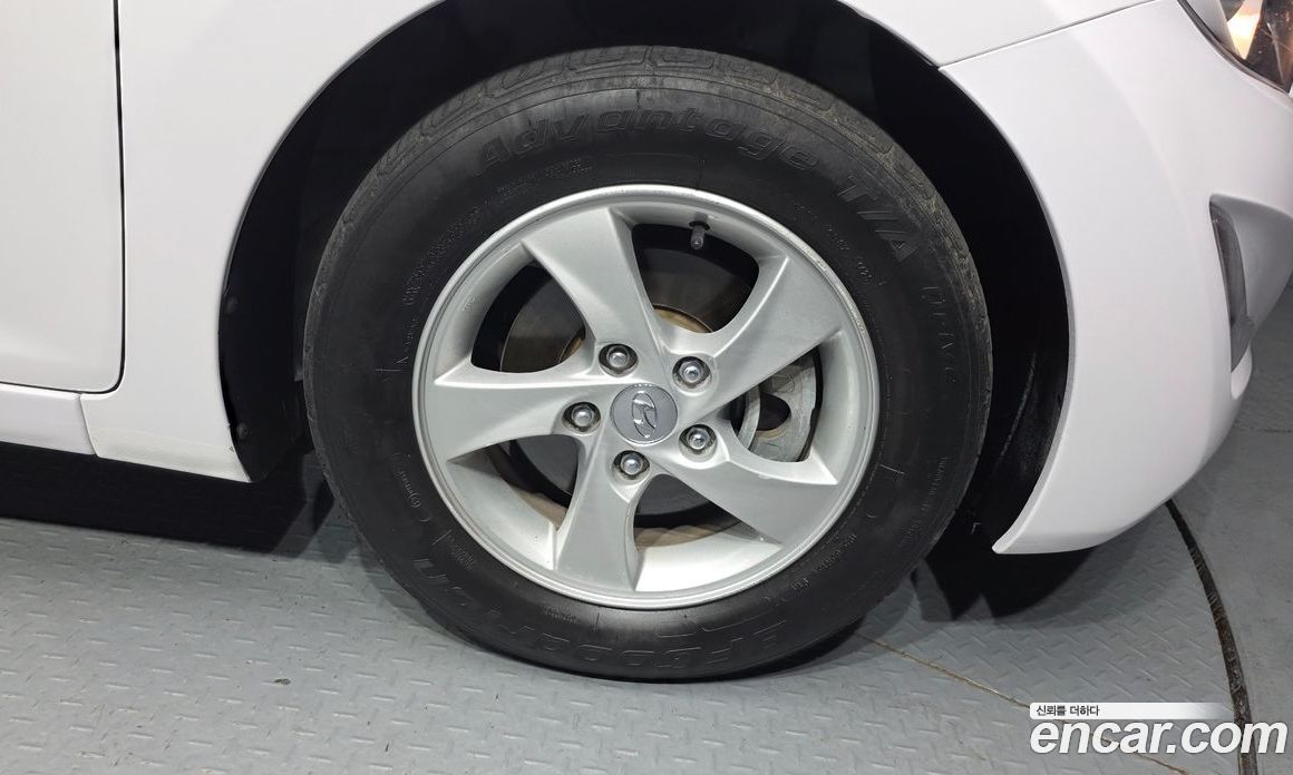 Hyundai The New Avante фото 21