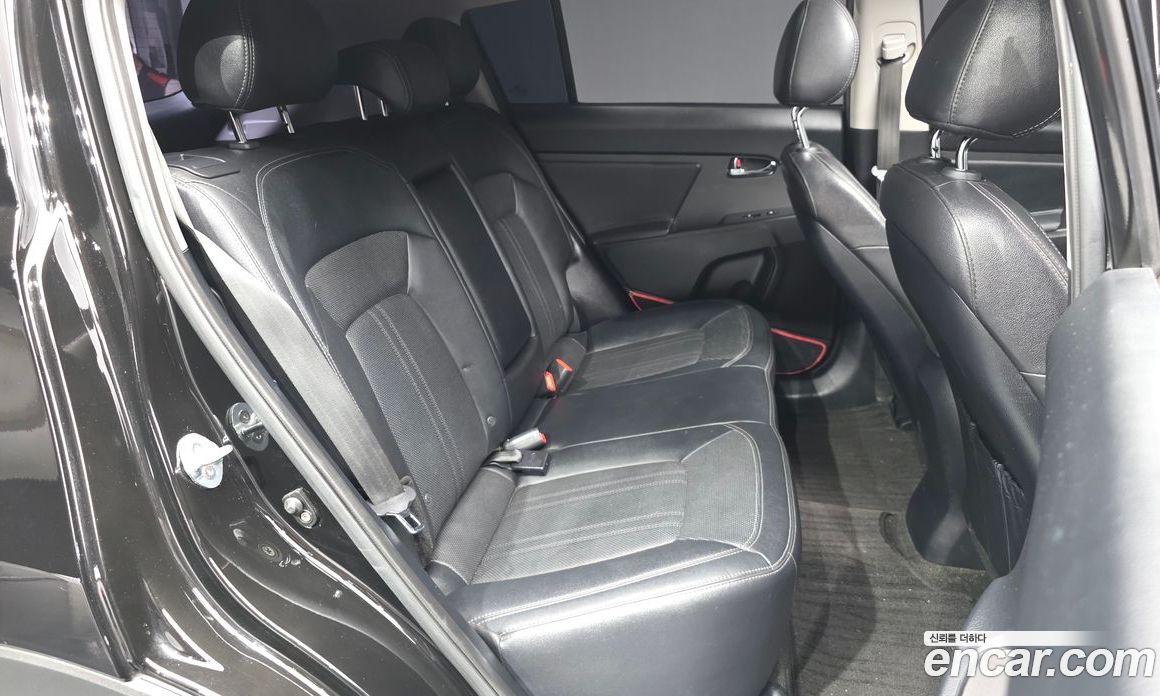 Kia Sportage 3rd Gen фото 12