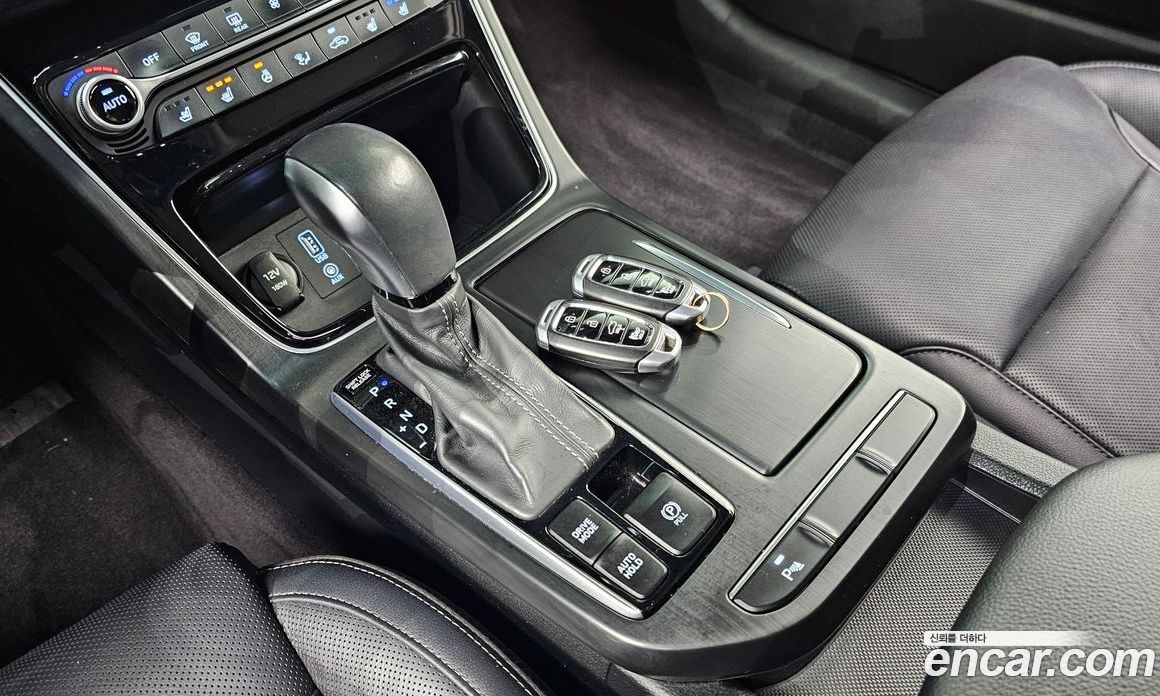 Hyundai Grandeur (IG) 6th Gen фото 9
