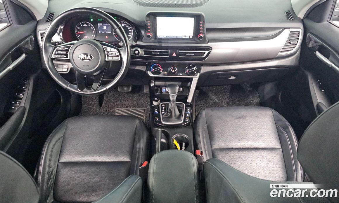 Kia Seltos фото 6