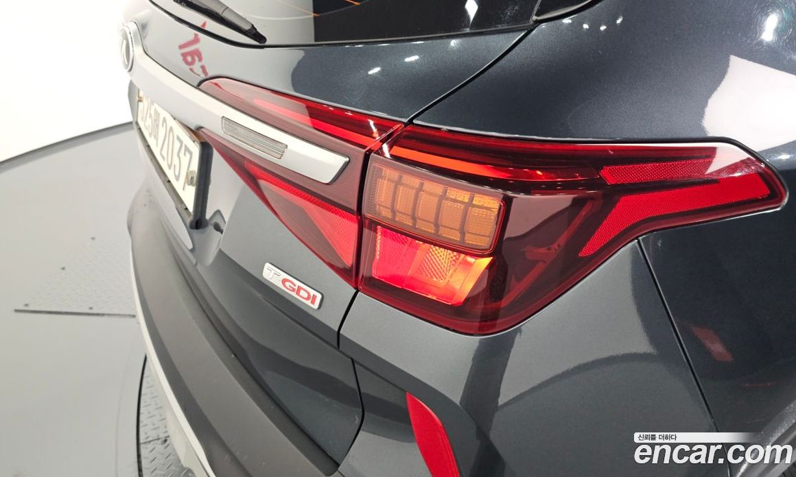Kia Seltos фото 23