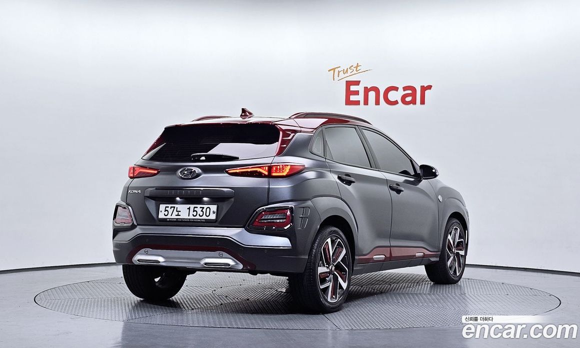 Hyundai Kona фото 2