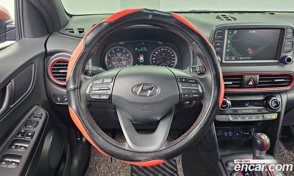 Hyundai Kona фото 13