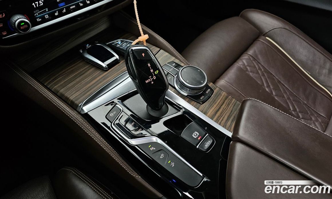 BMW 6-Series GT (G32) фото 9