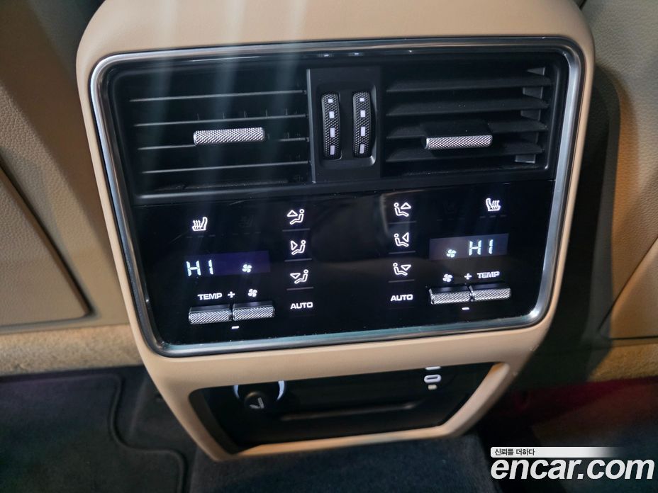 Porsche Cayenne 3rd Gen фото 15