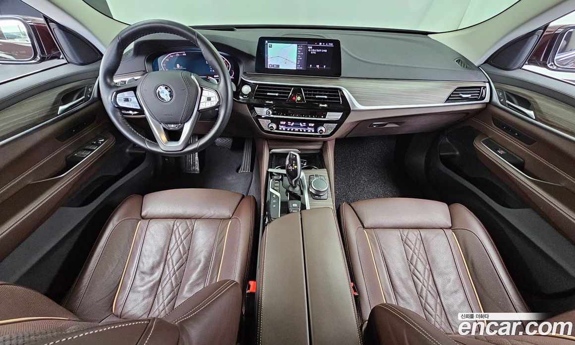 BMW 6-Series GT (G32) фото 7