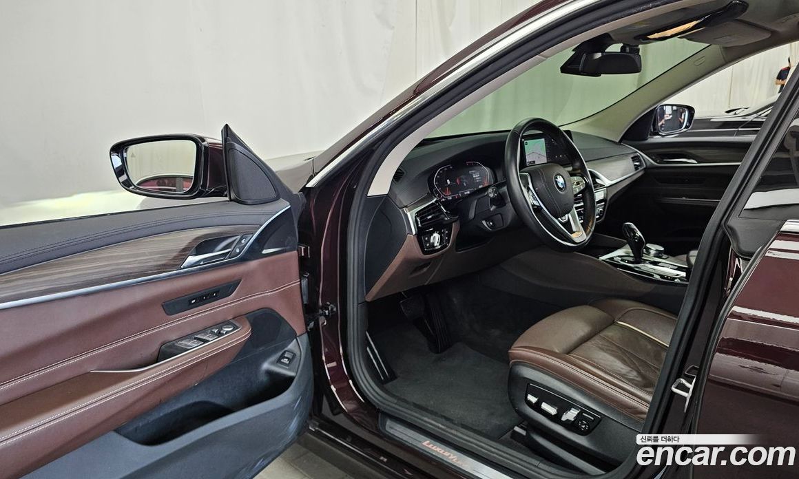 BMW 6-Series GT (G32) фото 10
