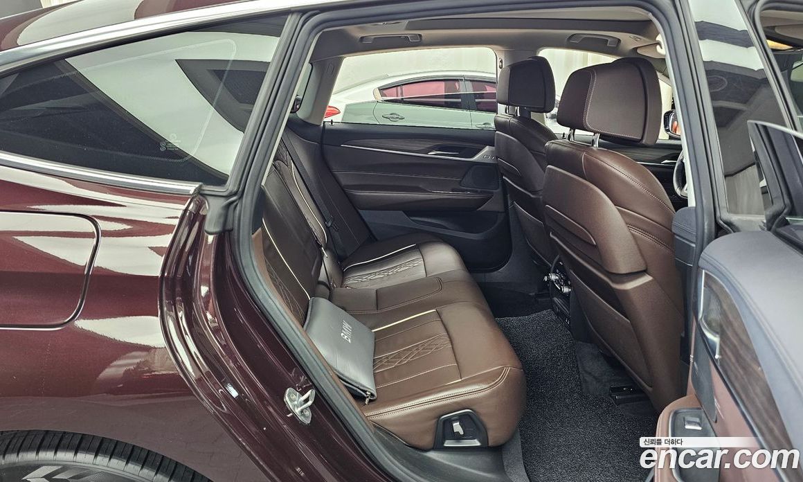 BMW 6-Series GT (G32) фото 12