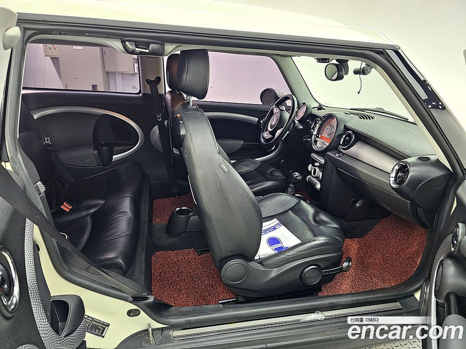Mini Cooper Clubman S фото 7