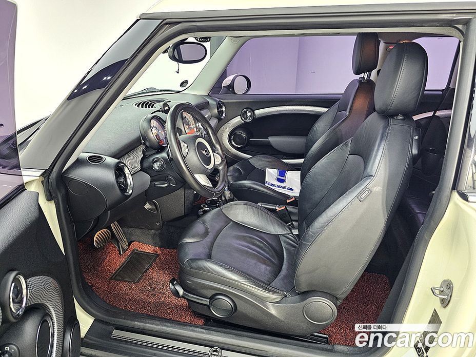 Mini Cooper Clubman S фото 10