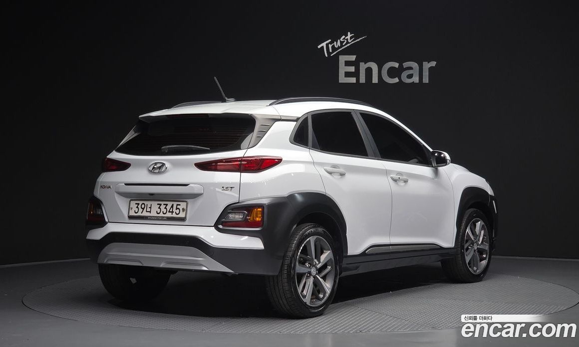 Hyundai Kona фото 2