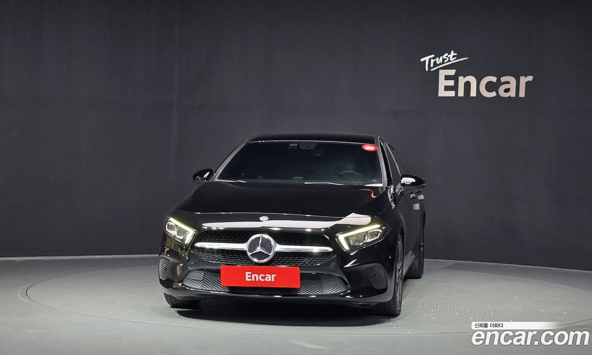 Mercedes-Benz A-Class W177 фото 3