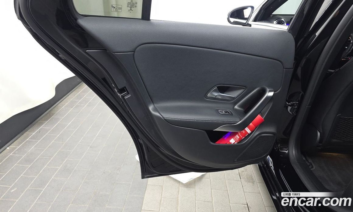 Mercedes-Benz A-Class W177 фото 25