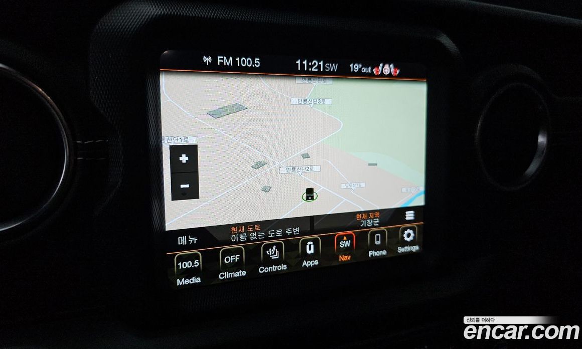 Jeep Wrangler (JL) фото 16