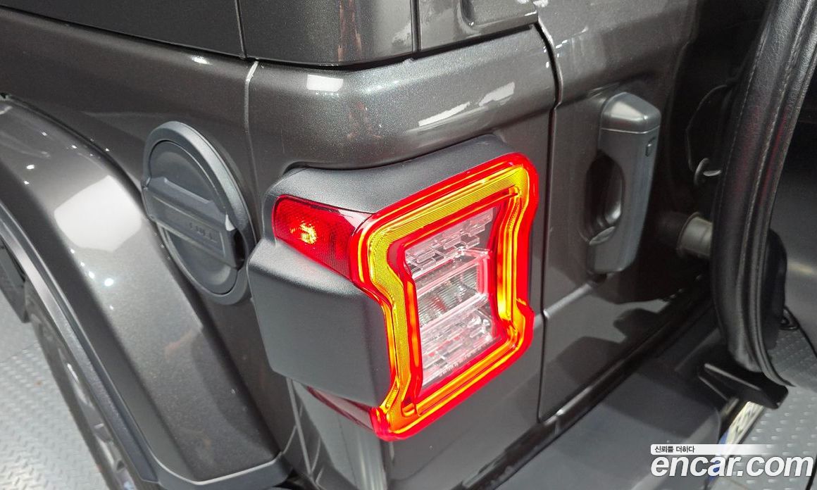 Jeep Wrangler (JL) фото 23