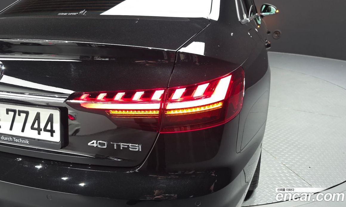 Audi A4 (B9) фото 24