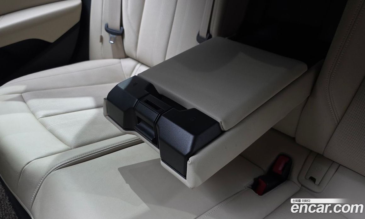 Audi A4 (B9) фото 34