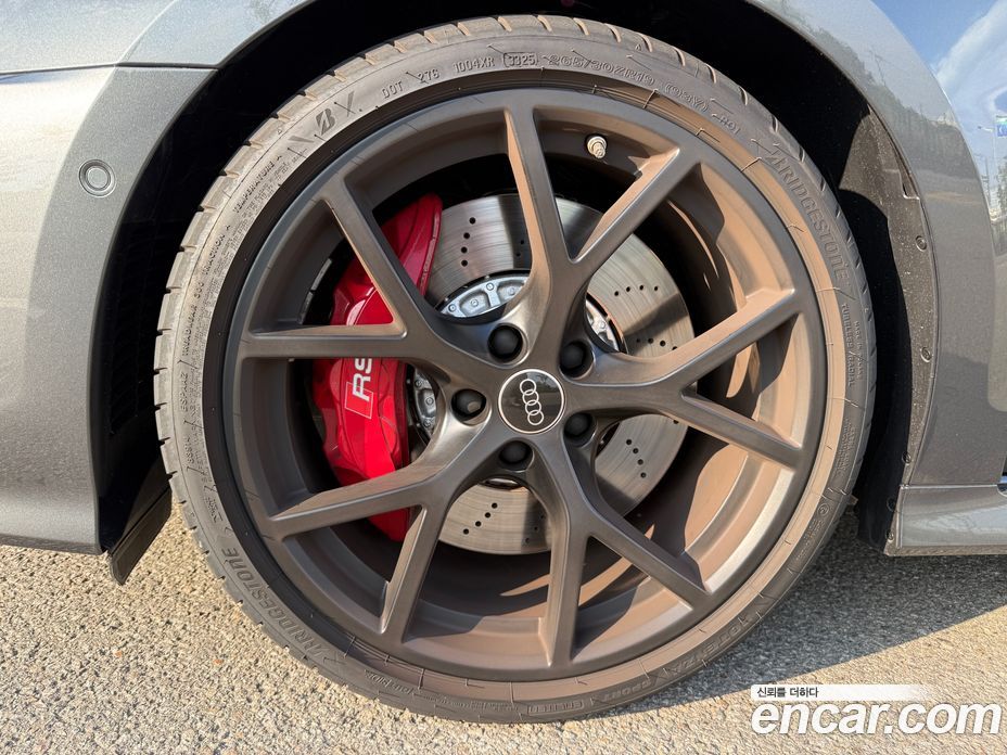 Audi RS3 (8Y) фото 8