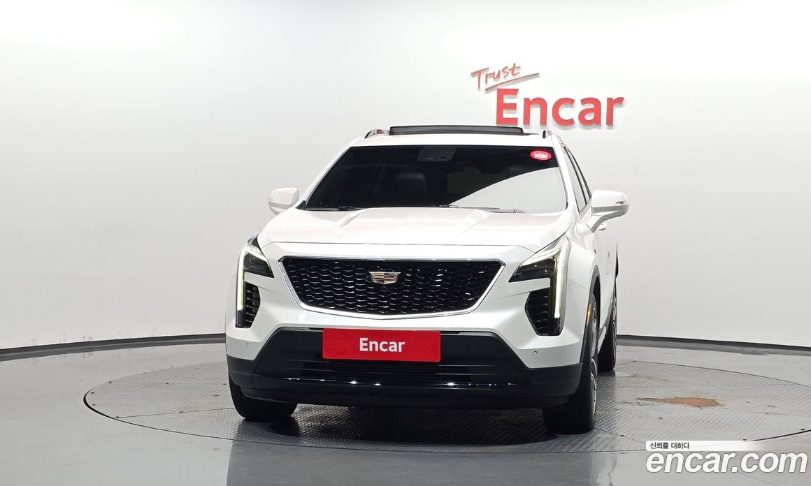 Cadillac XT4 фото 3
