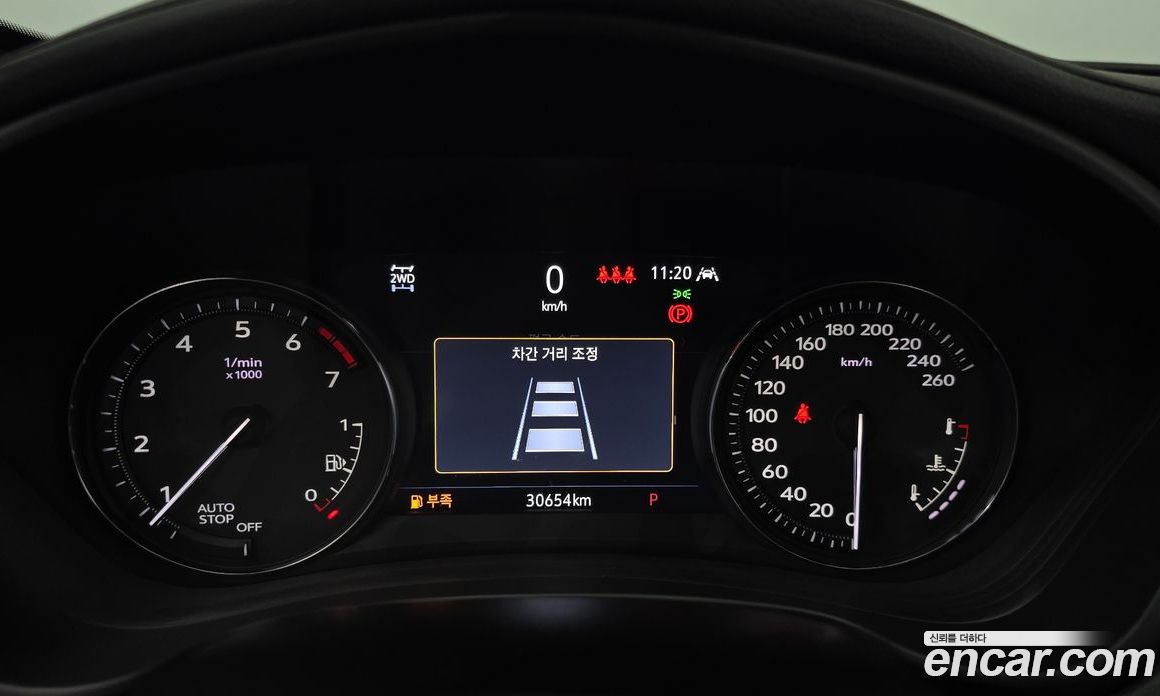 Cadillac XT4 фото 8
