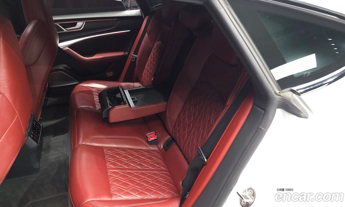 Audi S7 (4K) фото 12