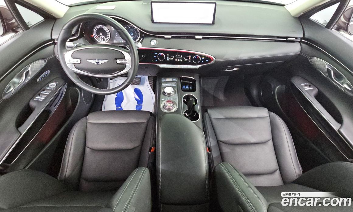 Genesis GV70 фото 7