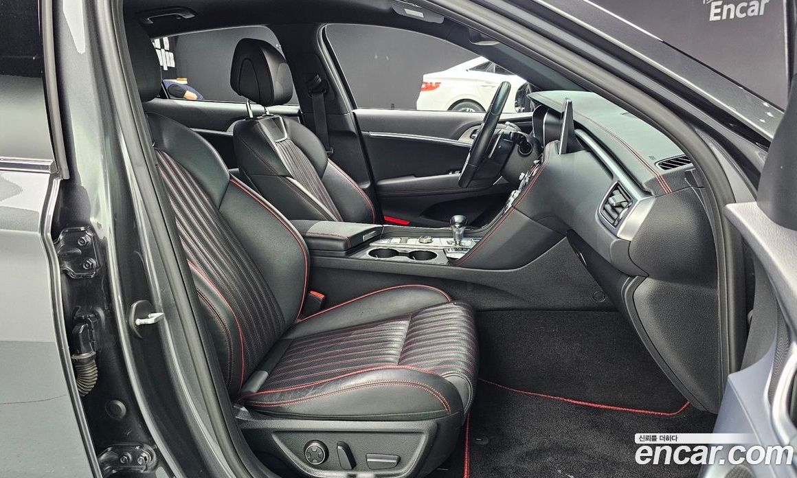 Genesis G70 фото 12