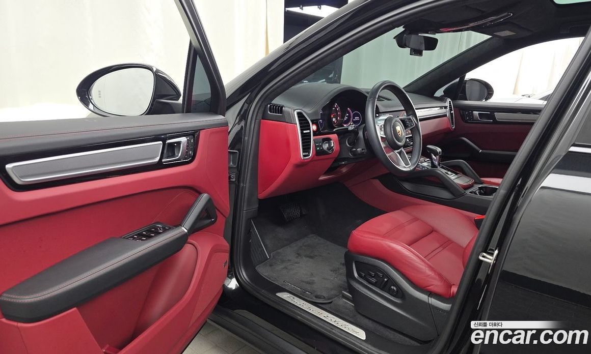 Porsche Cayenne 3rd Gen фото 10