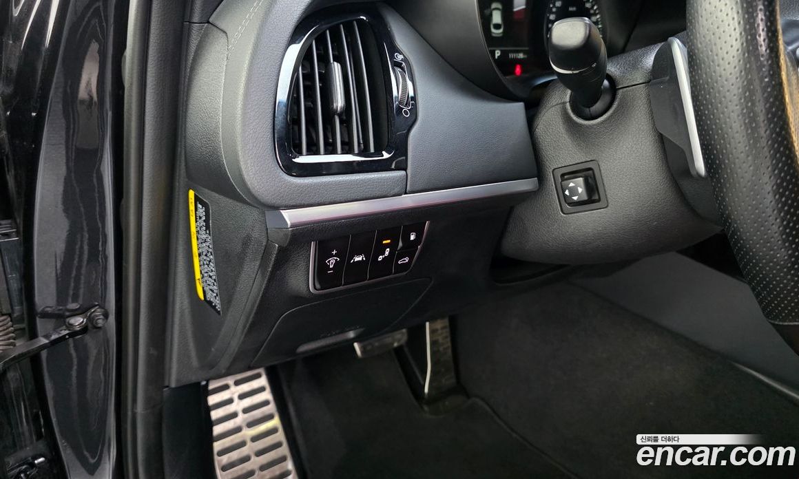 Kia Stinger фото 17