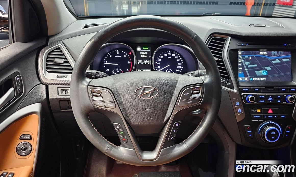 Hyundai Santa Fe The Premium фото 13