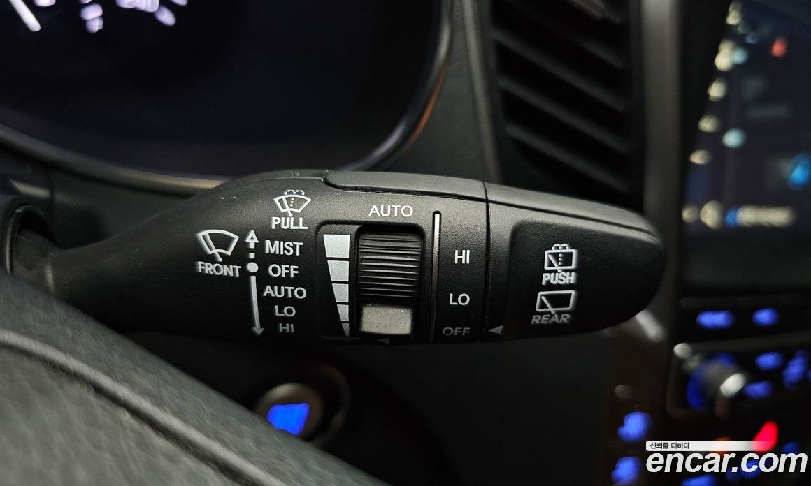 Hyundai Santa Fe The Premium фото 18