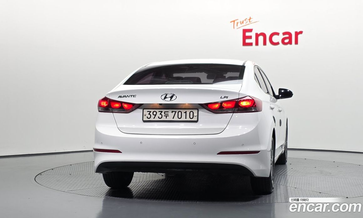 Hyundai Avante (AD) 6th Gen фото 4