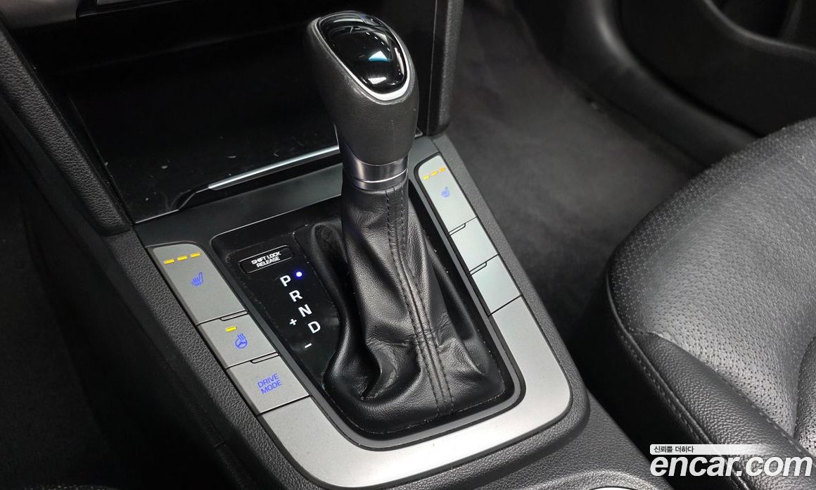 Hyundai Avante (AD) 6th Gen фото 9