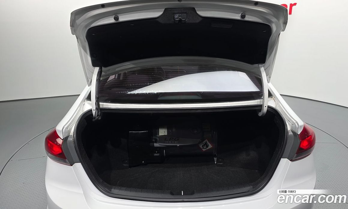 Hyundai Avante (AD) 6th Gen фото 20