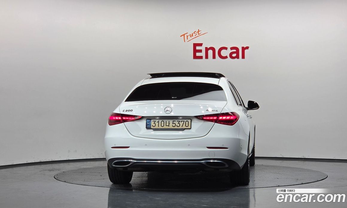 Mercedes-Benz C-Class W206 фото 4