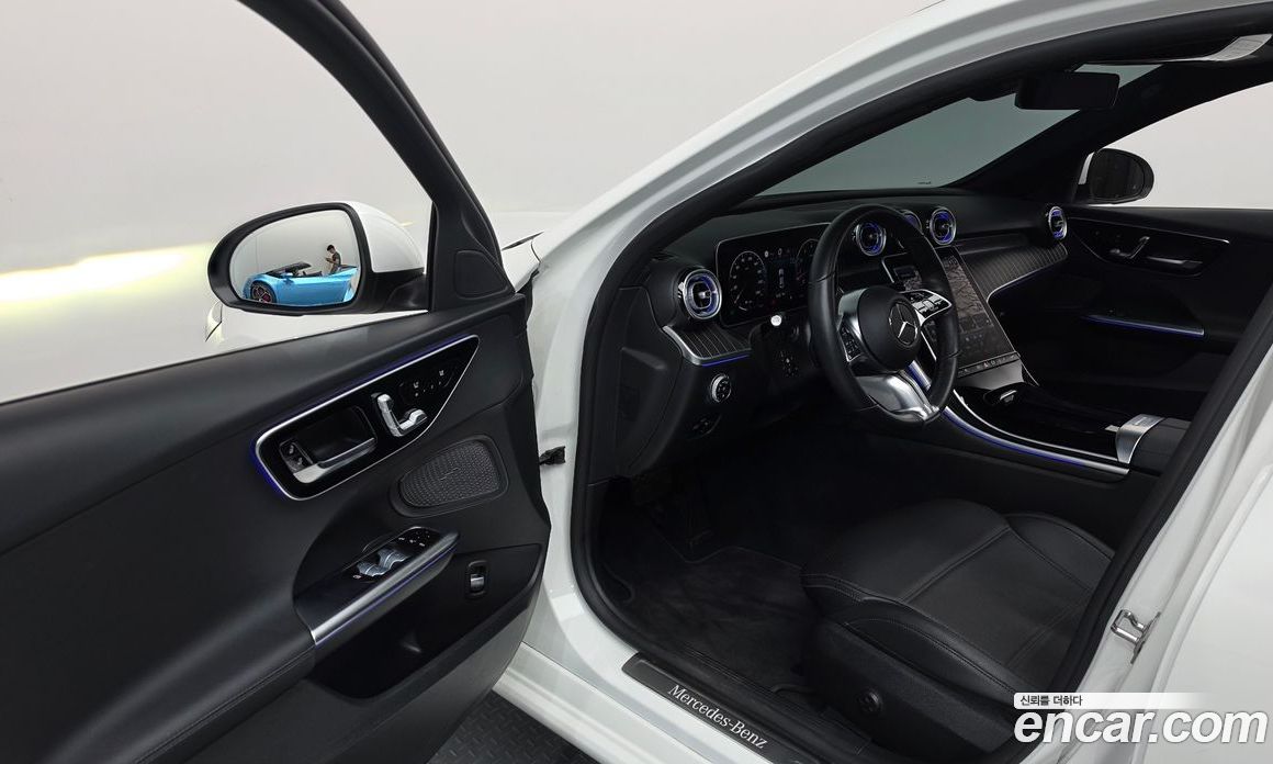 Mercedes-Benz C-Class W206 фото 10